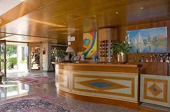 Lido 公寓式酒店 3*